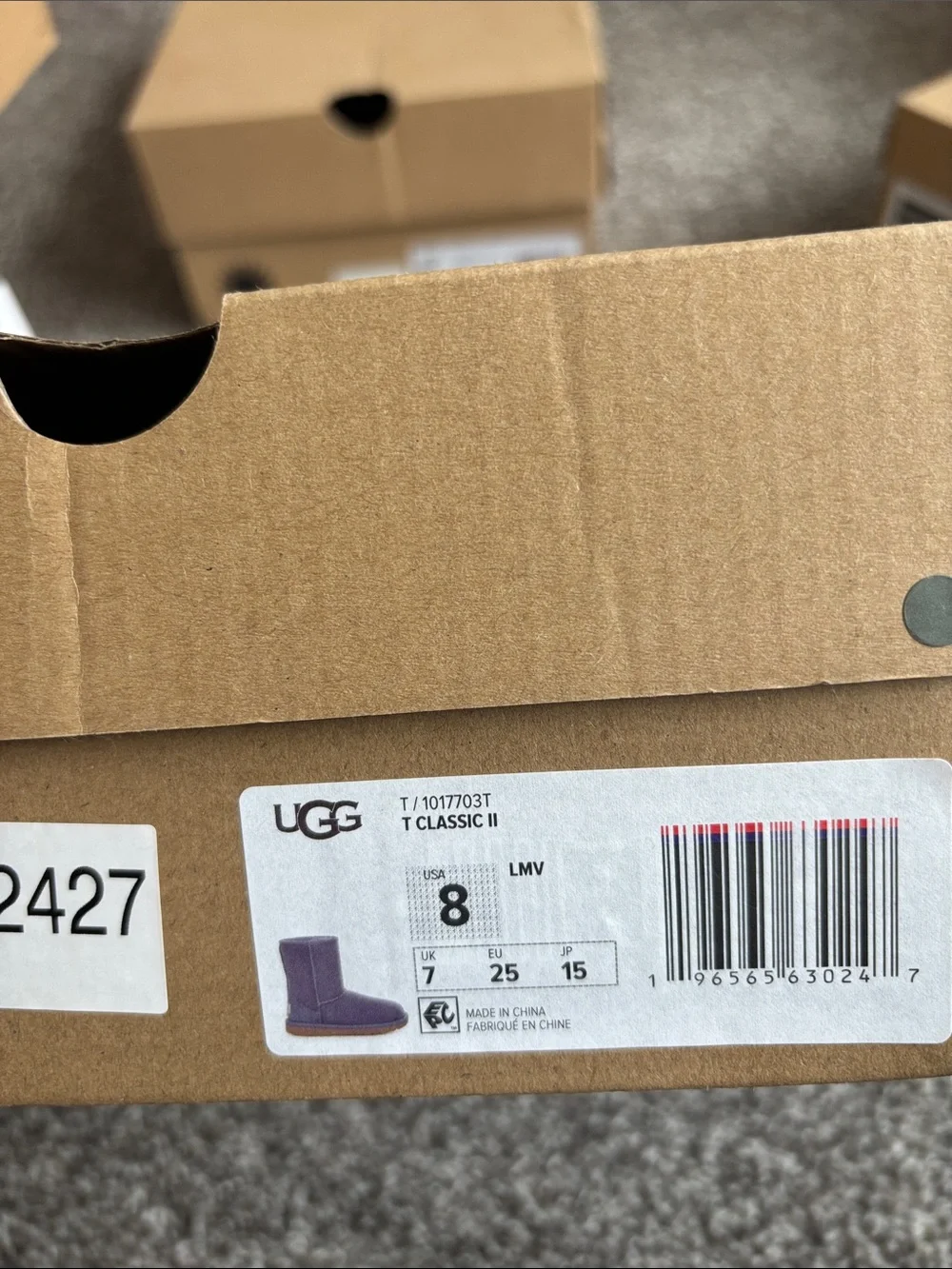 UGG classic Short Suede Boots in purple